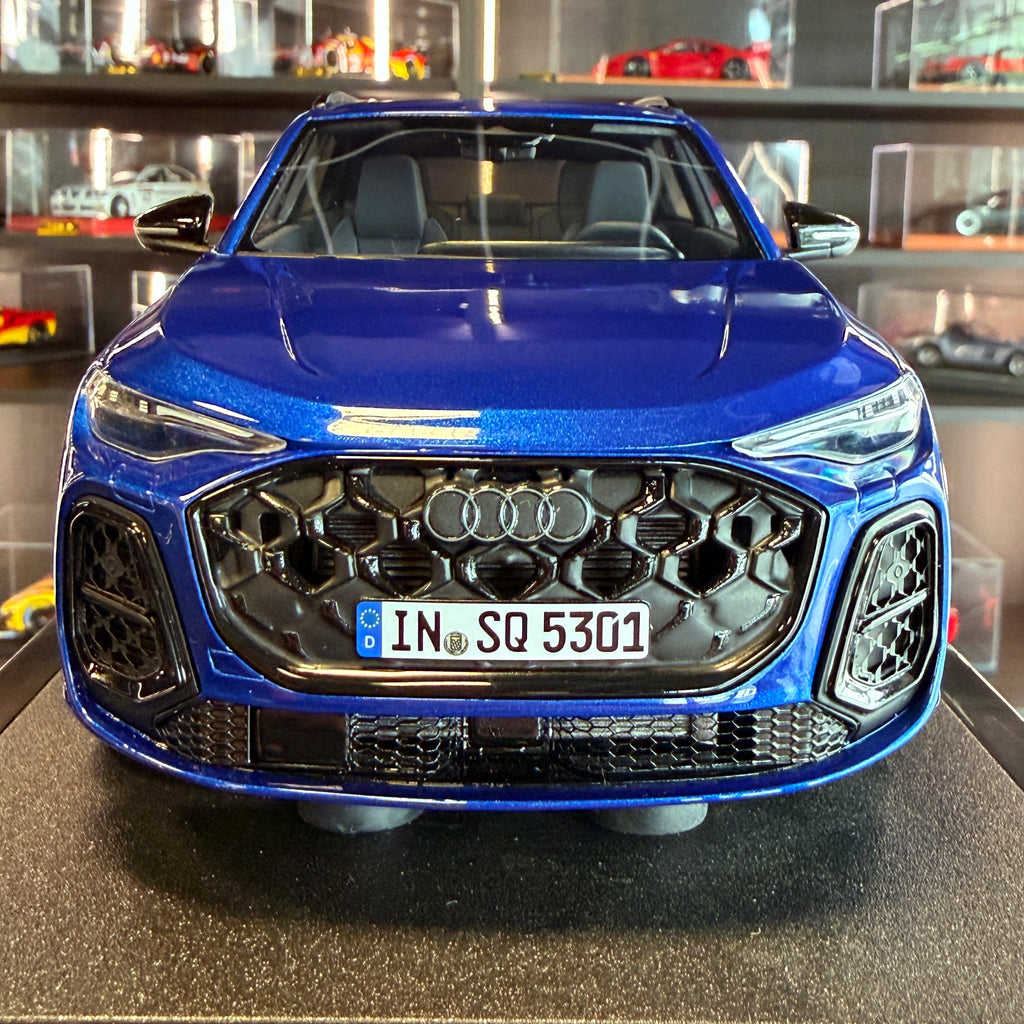 Audi SQ5 TFSI 2021 1:18 by OttOmobile