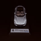 Ferrari Purosangue – Metallic Silver Limited Edition (99 Stück) im Maßstab 1:43 von LookSmart