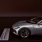 Ferrari Purosangue – Metallic Silver Limited Edition (99 Stück) im Maßstab 1:43 von LookSmart