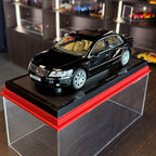 Volkswagen Phaeton 6.0 W12 2005 – černý L041 1:18 od OttOmobile