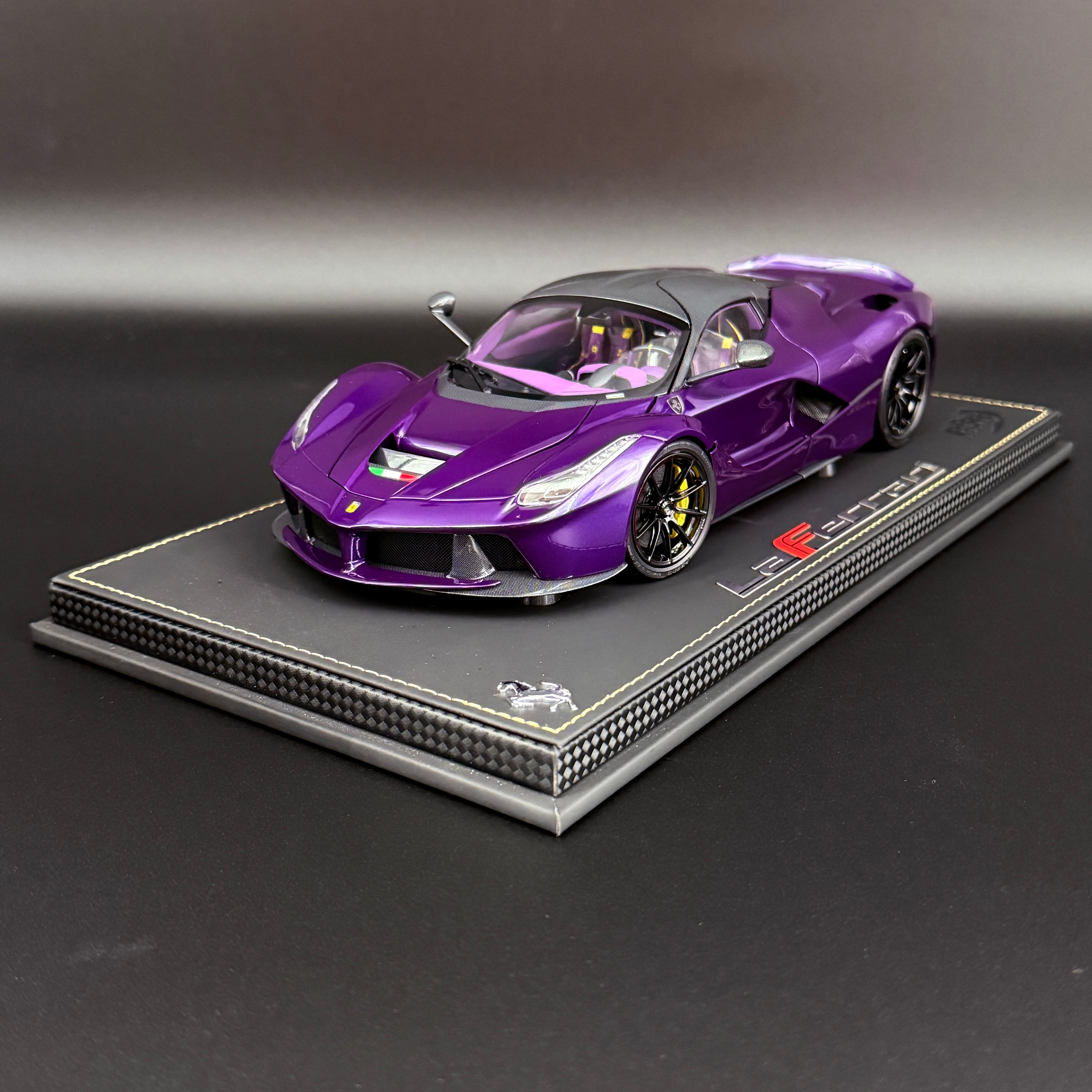 1 18 BBR Ferrari LaFerrari Dubai Violett/Viola Vio 2012