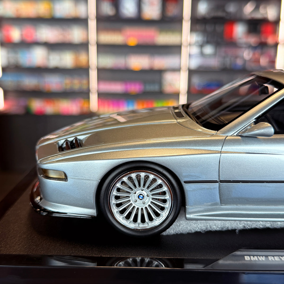 BMW Reyn Speed Shop 858 CSL by Jon Sibal – Chrome Shadow 1:18 by OttOmobile