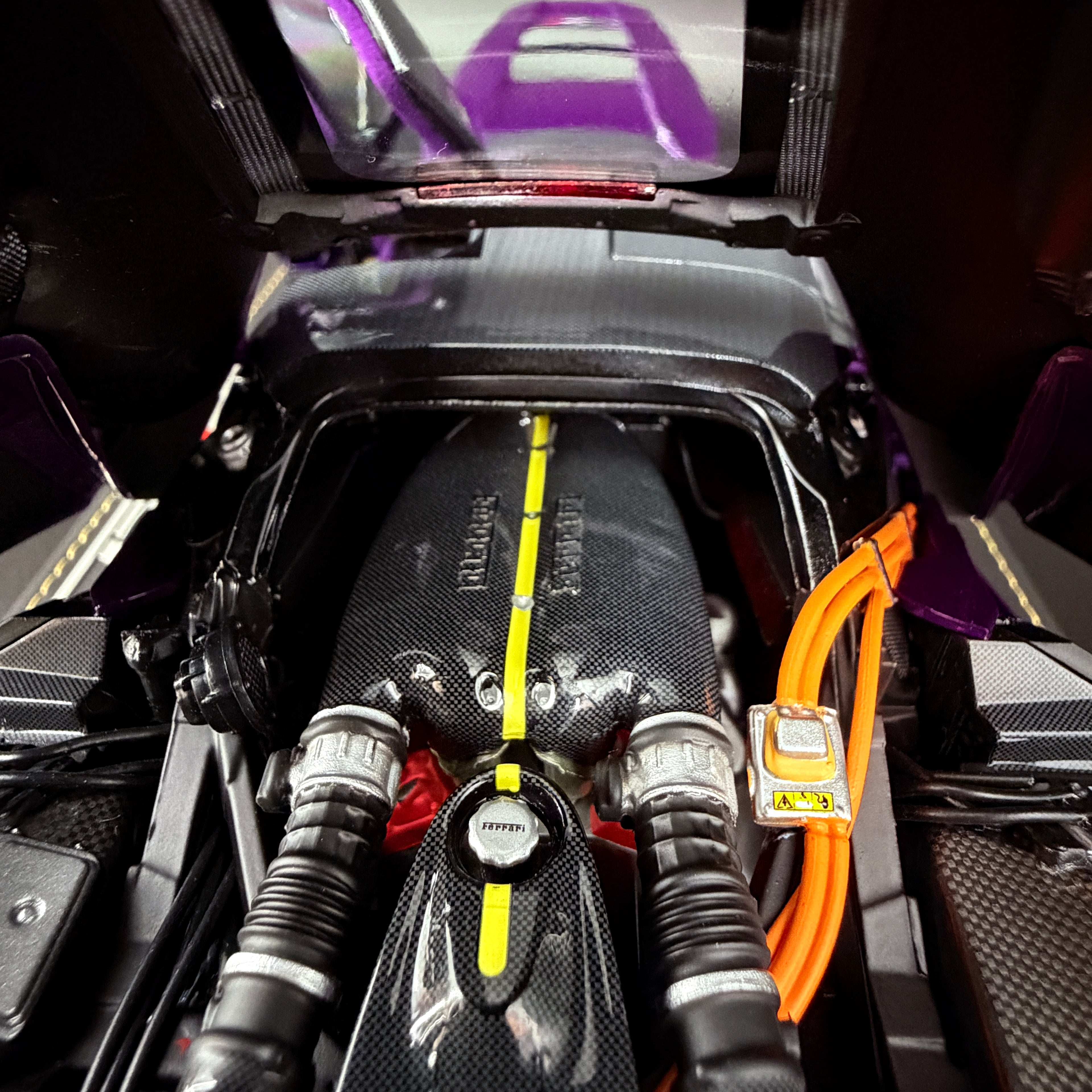 1 18 BBR Ferrari LaFerrari Dubai Violett/Viola Vio 2012