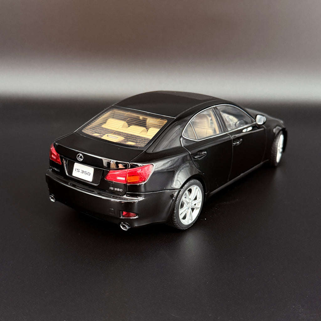 Lexus IS 350 (LHD) 2006 – Schwarz Maßstab 1:18 von AUTOart