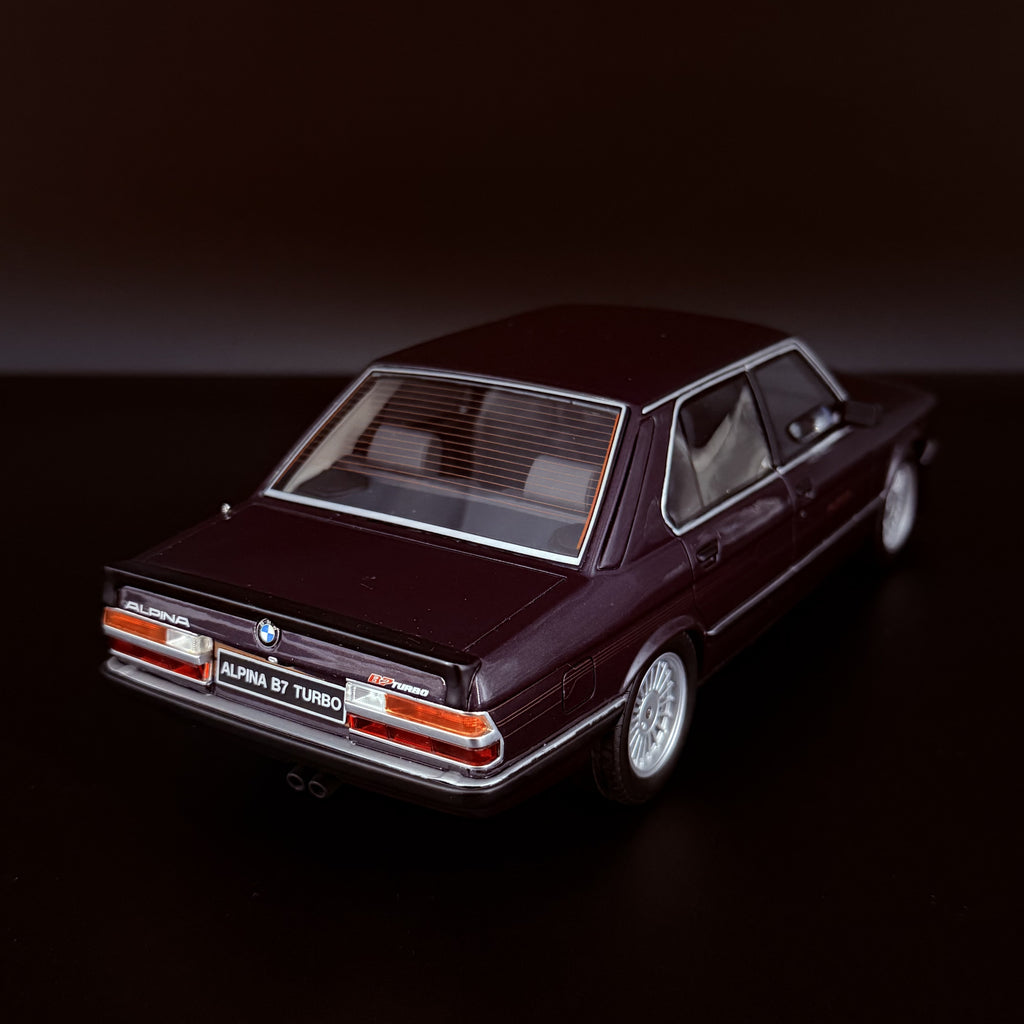 BMW Alpina B7 Turbo (E28) – Maßstab 1:18 von OTTOmobile