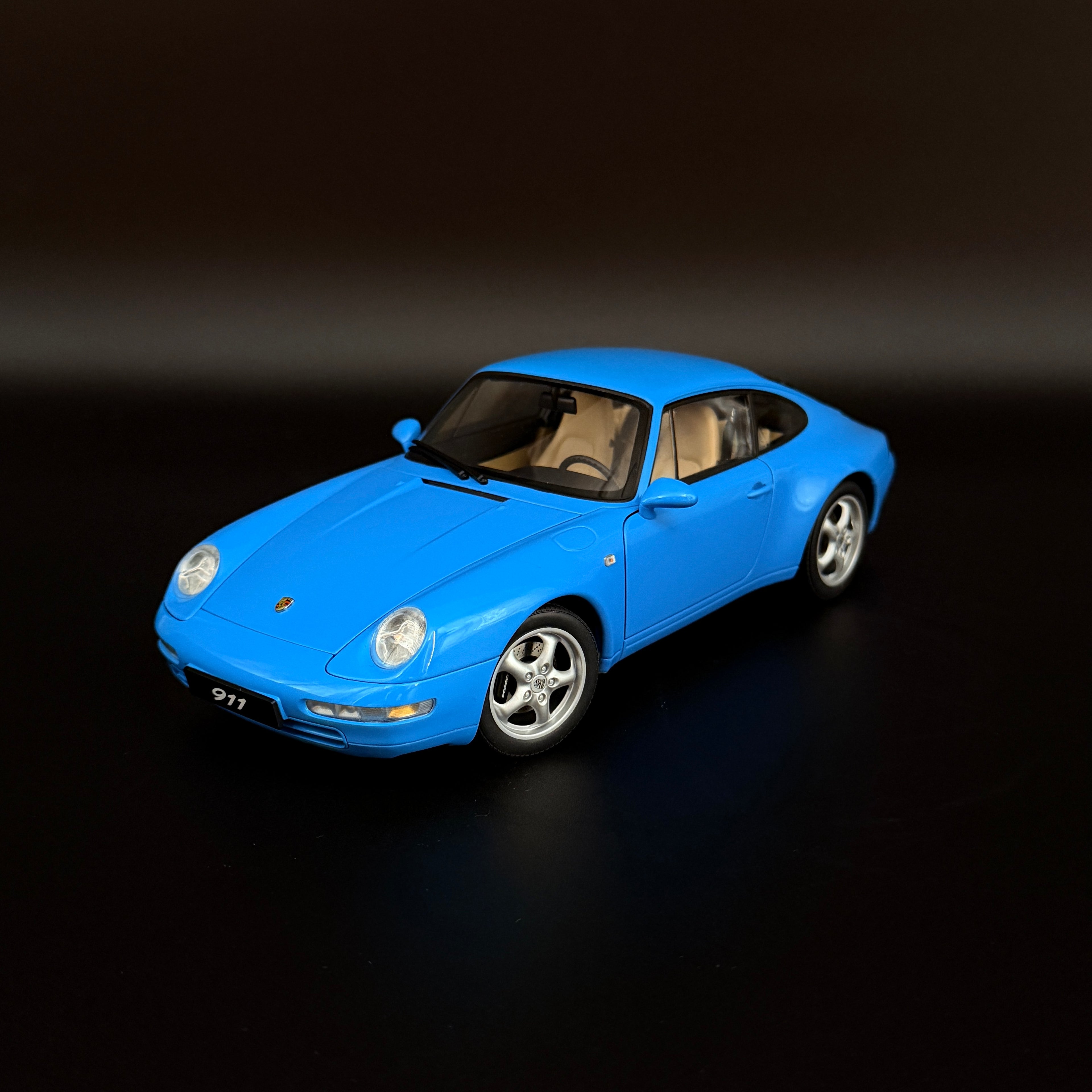 Porsche 911 Carrera – Blue Metallic Maßstab 1:18 von AUTOart Millennium
