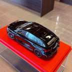 Audi RS 3 Sportback 2025 metalik crna Myth 1:18 Norev