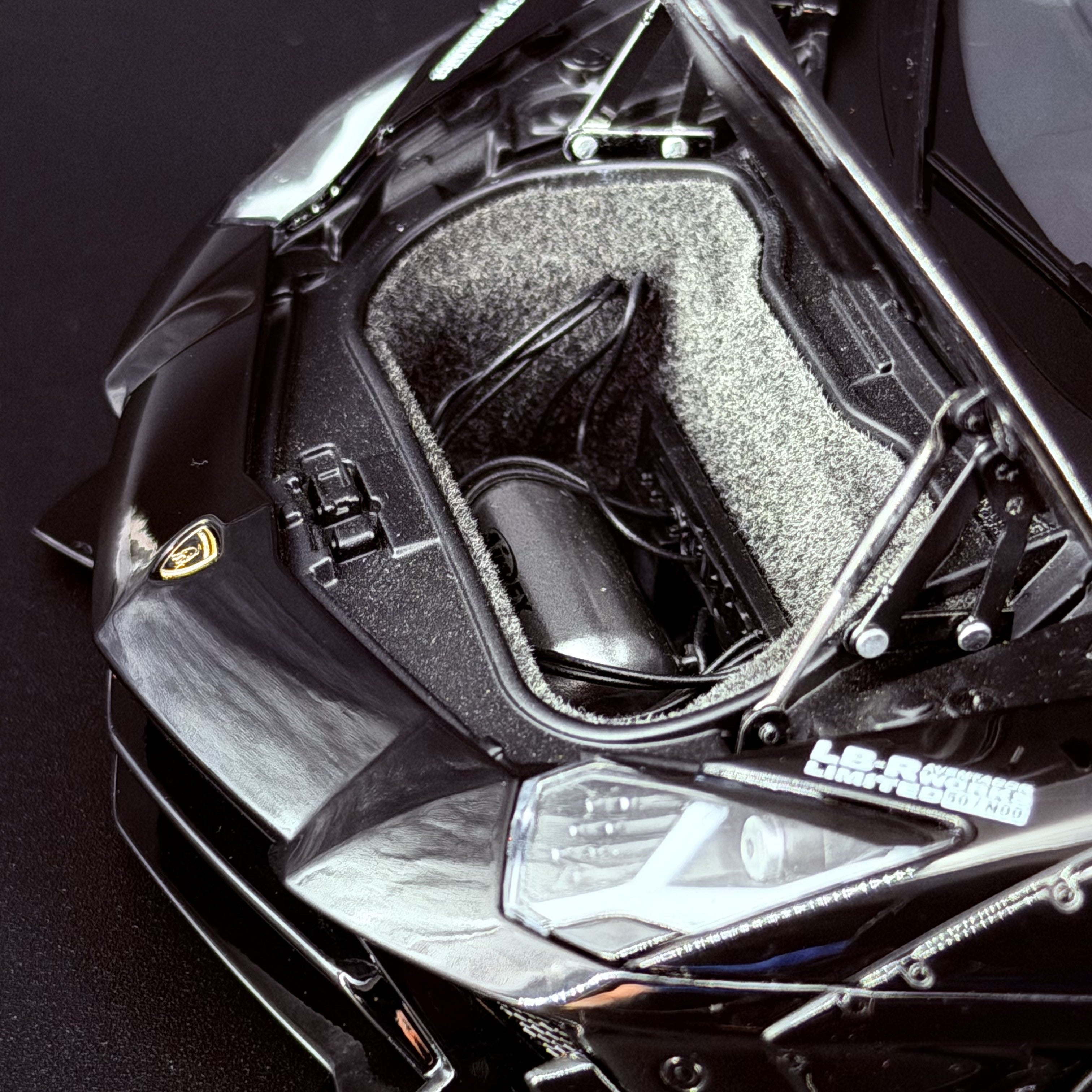 Lamborghini Aventador Liberty Walk LB-W – Maßstab 1:18 von AUTOart