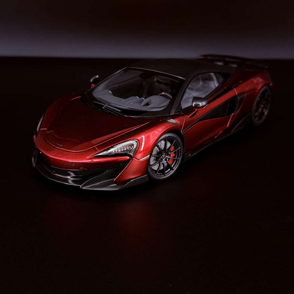 McLaren 600LT 2019 – Volcano Red Maßstab 1:18 von AUTOart