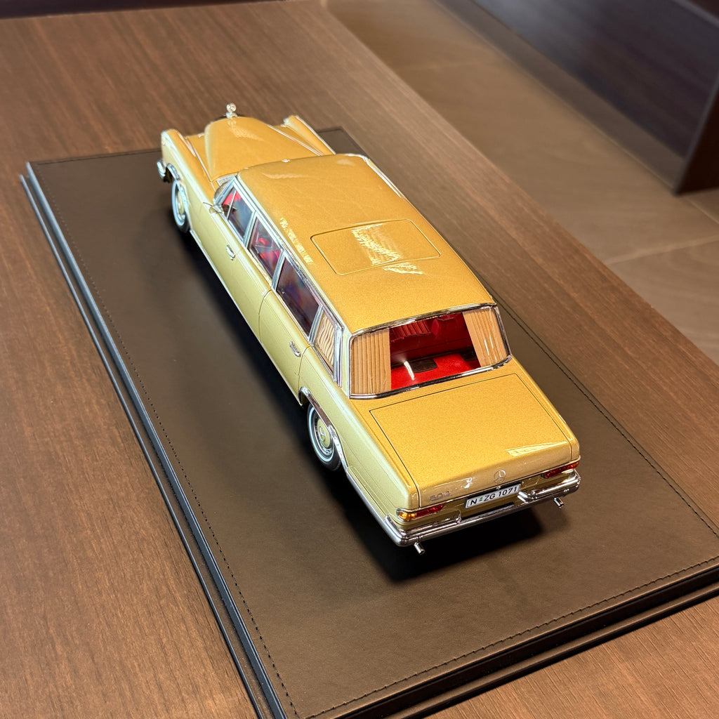 Mercedes-Benz 600 Pullman 1:18 od NZG — limitovaná edice 1071 ks, č. 66