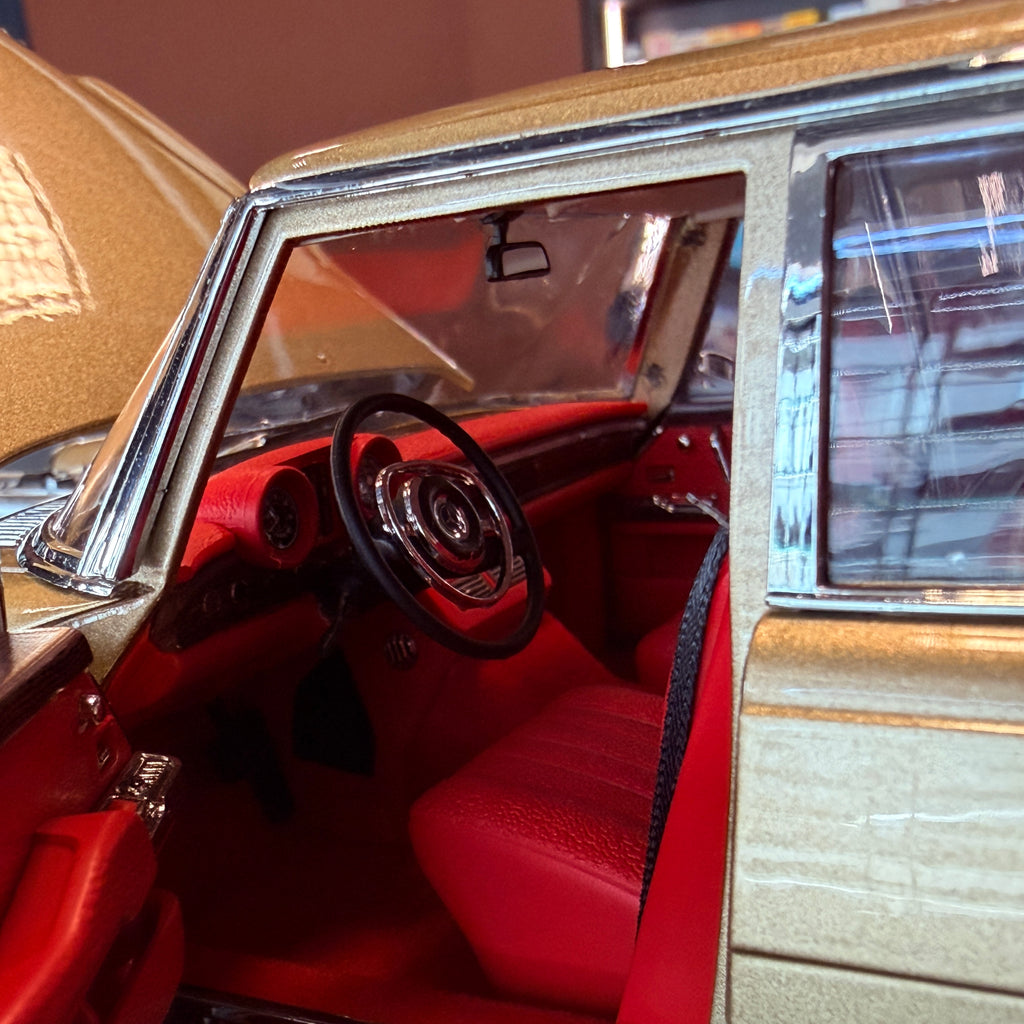 Mercedes-Benz 600 Pullman 1:18 od NZG — limitovaná edice 1071 ks, č. 66