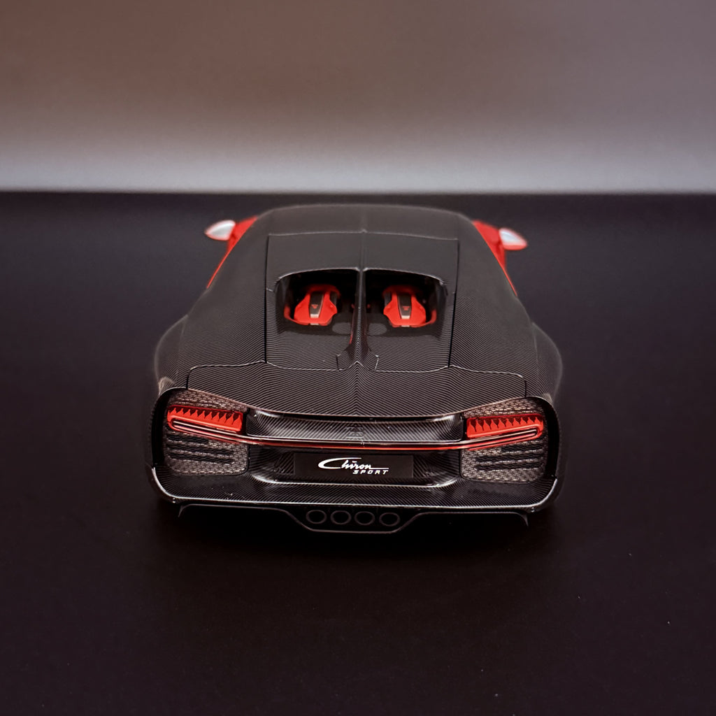 Bugatti Chiron Sport 2019 – Italian Red / Carbon 1:18 Maßstab von AUTOart
