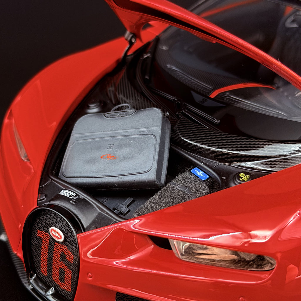 Bugatti Chiron Sport 2019 – Italian Red / Carbon 1:18 Maßstab von AUTOart