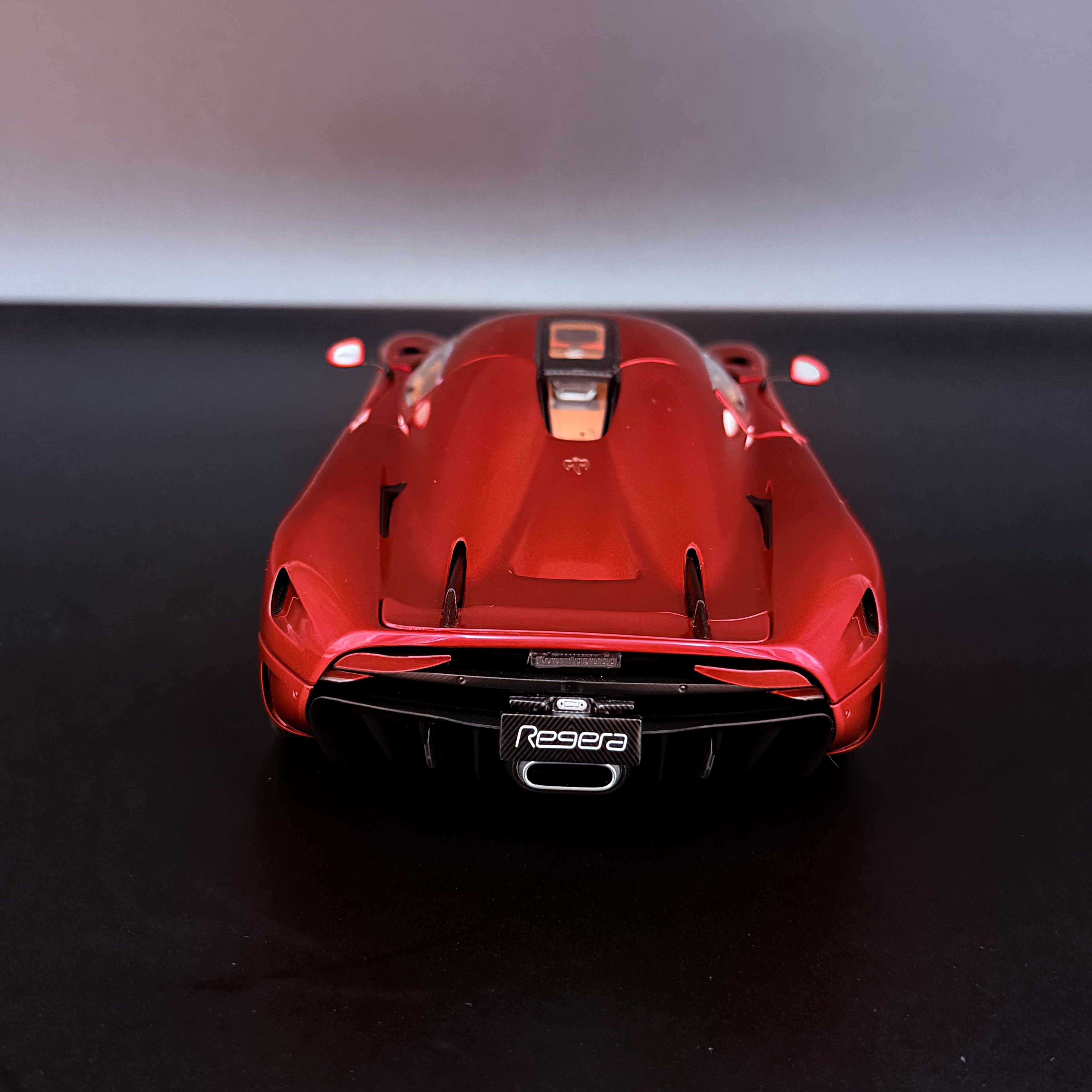 Koenigsegg Regera – Candy Red Maßstab 1:18 von AUTOart
