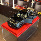 Mercedes-AMG E 53 Hybrid 4MATIC+ W214 2024 – grafitově šedá 1:18 od NZG