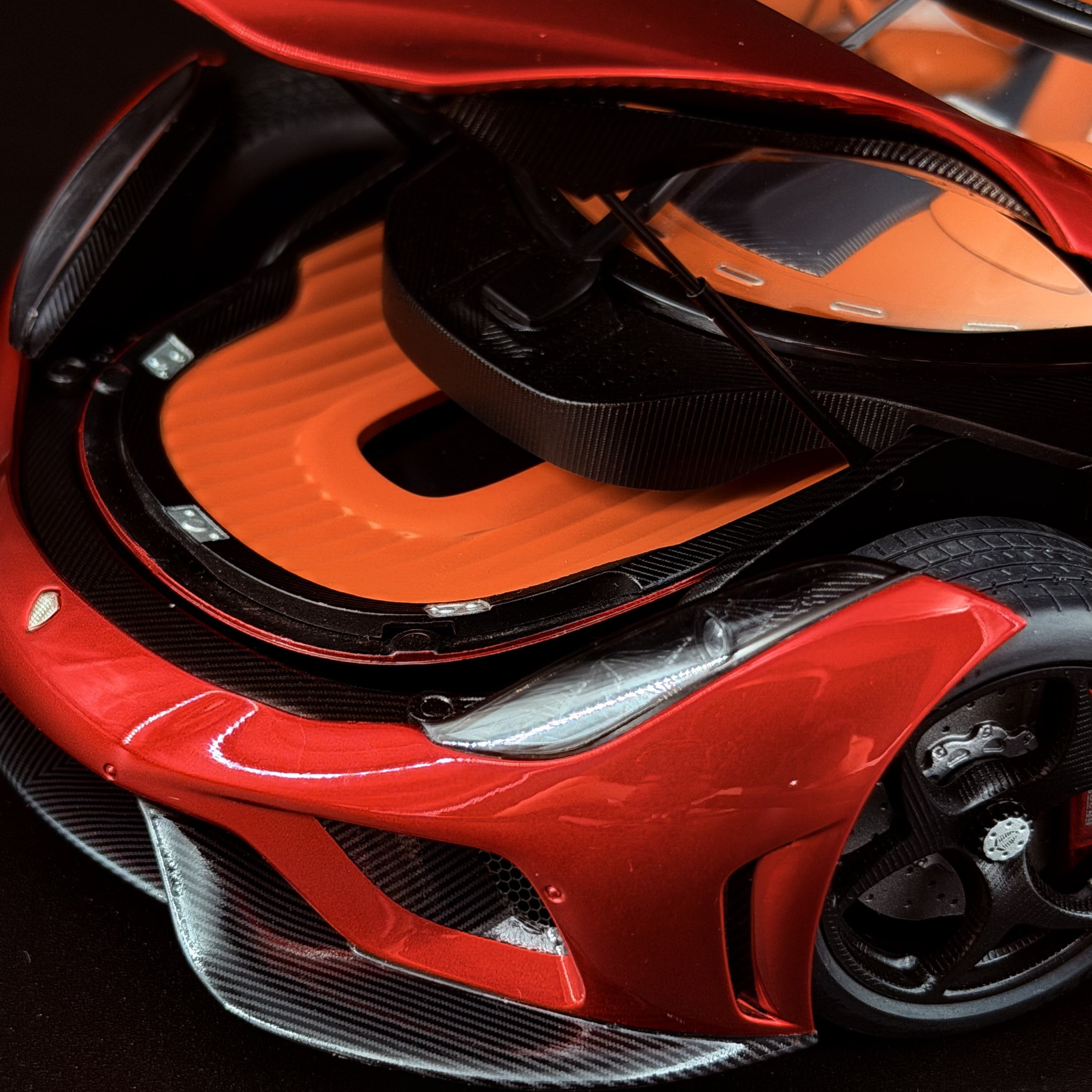 Koenigsegg Regera – Candy Red Maßstab 1:18 von AUTOart