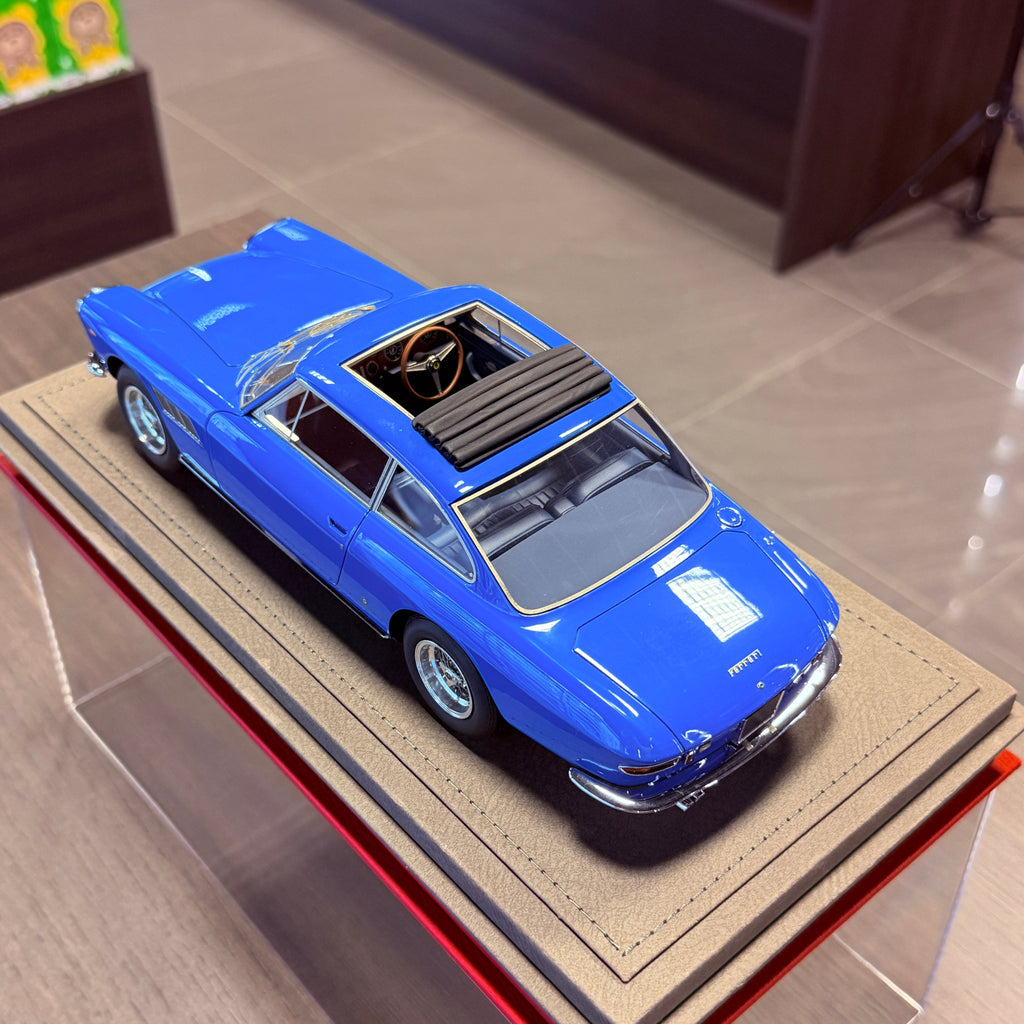 Ferrari 330 GT 2+2 s otevřenou střechou, 1965, John Lennon, 1:18 od BBR – limitovaná edice 300 ks