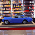 Ferrari 330 GT 2+2 s otevřenou střechou, 1965, John Lennon, 1:18 od BBR – limitovaná edice 300 ks