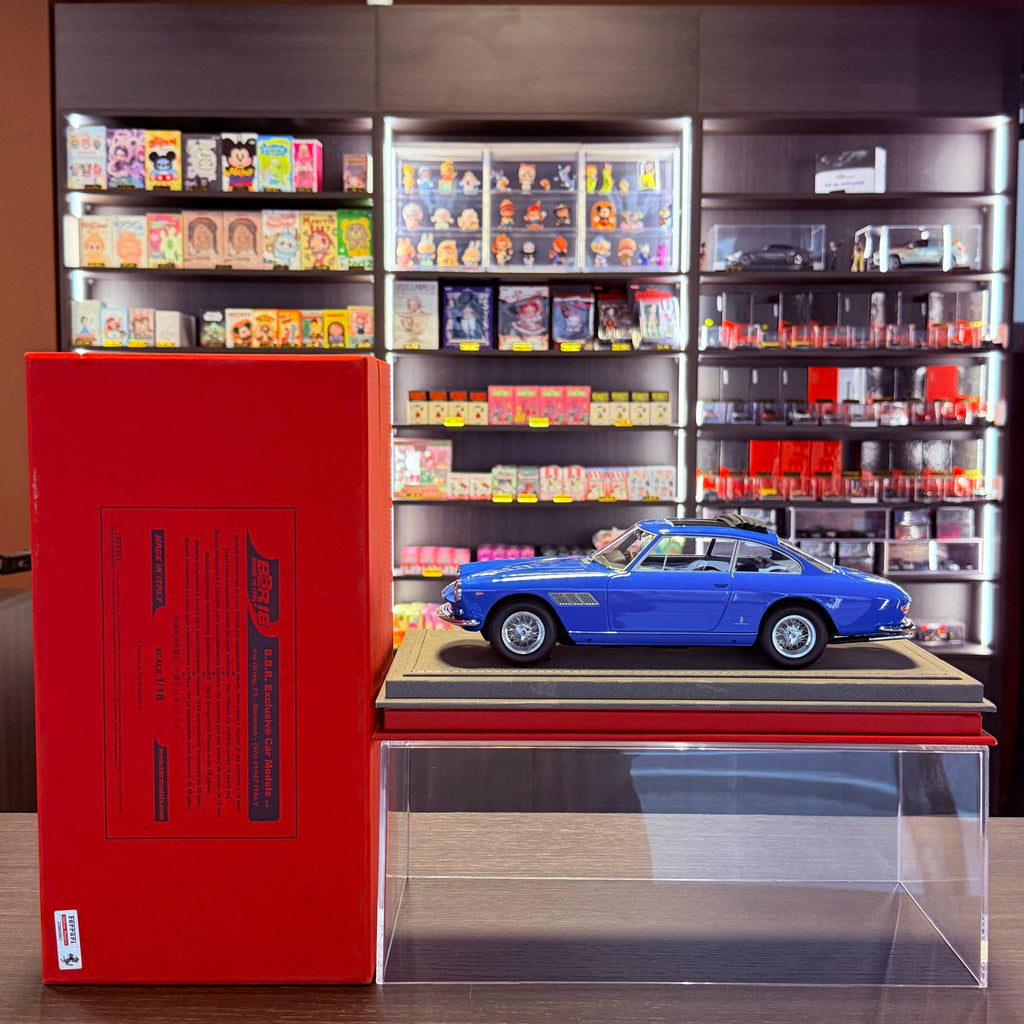 Ferrari 330 GT 2+2 s otevřenou střechou, 1965, John Lennon, 1:18 od BBR – limitovaná edice 300 ks
