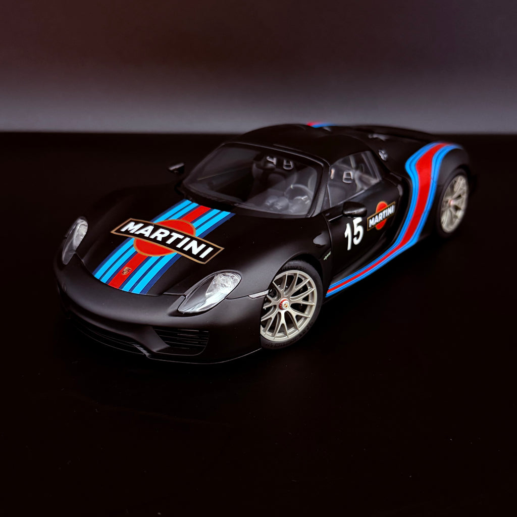 Porsche 918 Spyder Weissach Package Martini Edition 2013 – Schwarz 1:18 Maßstab von AUTOart