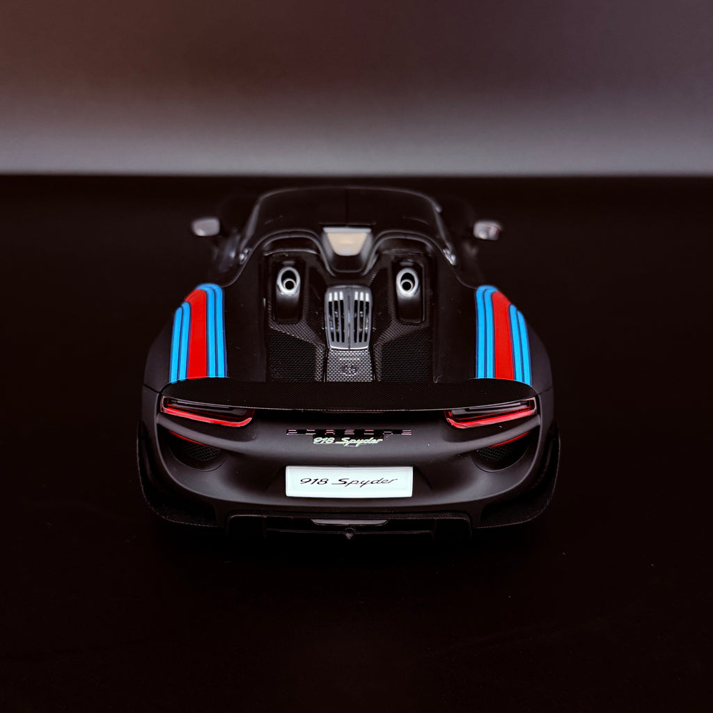 Porsche 918 Spyder Weissach Package Martini Edition 2013 – Schwarz 1:18 Maßstab von AUTOart