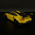 Porsche 911 GT2 RS (991.2) Weissach Package 2017 – Racing Yellow Maßstab 1:18 von AUTOart