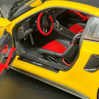 Porsche 911 GT2 RS (991.2) Weissach Package 2017 – Racing Yellow Maßstab 1:18 von AUTOart