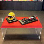 Conjunto de colecionador Lewis Hamilton Monza 2025 LOOKSMART – Ferrari SF-25 1:43 + Capacete 1:5