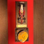 Conjunto de colecionador Lewis Hamilton Monza 2025 LOOKSMART – Ferrari SF-25 1:43 + Capacete 1:5