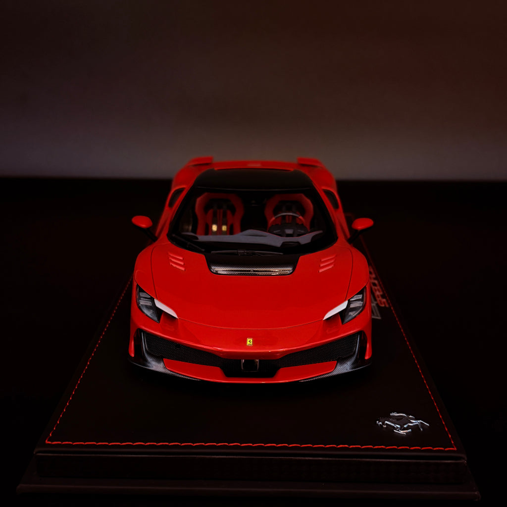 BBR Models Ferrari 296 Speciale Rosso Corsa con Techo Negro – Coche a Escala 1:18 con Vitrina (Edición Limitada 96 unidades) de BBR Models