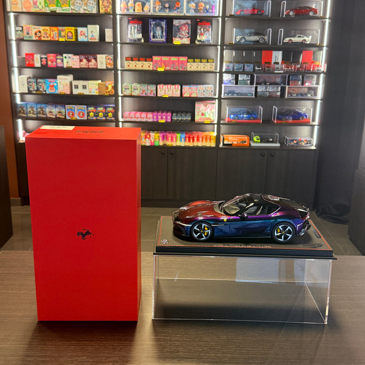Ferrari 12Cilindri Panoramic Roof Chameleon 1:18 by BBR Models — Limited 48 pcs