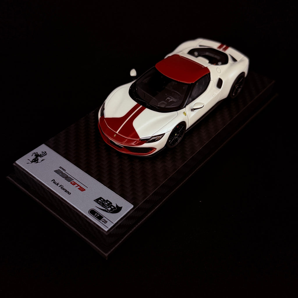 Auto BBR Models 1/43 Ferrari 296 Fiorano White Fuji Glanz Dunkelrot Dach Limitierte Auflage