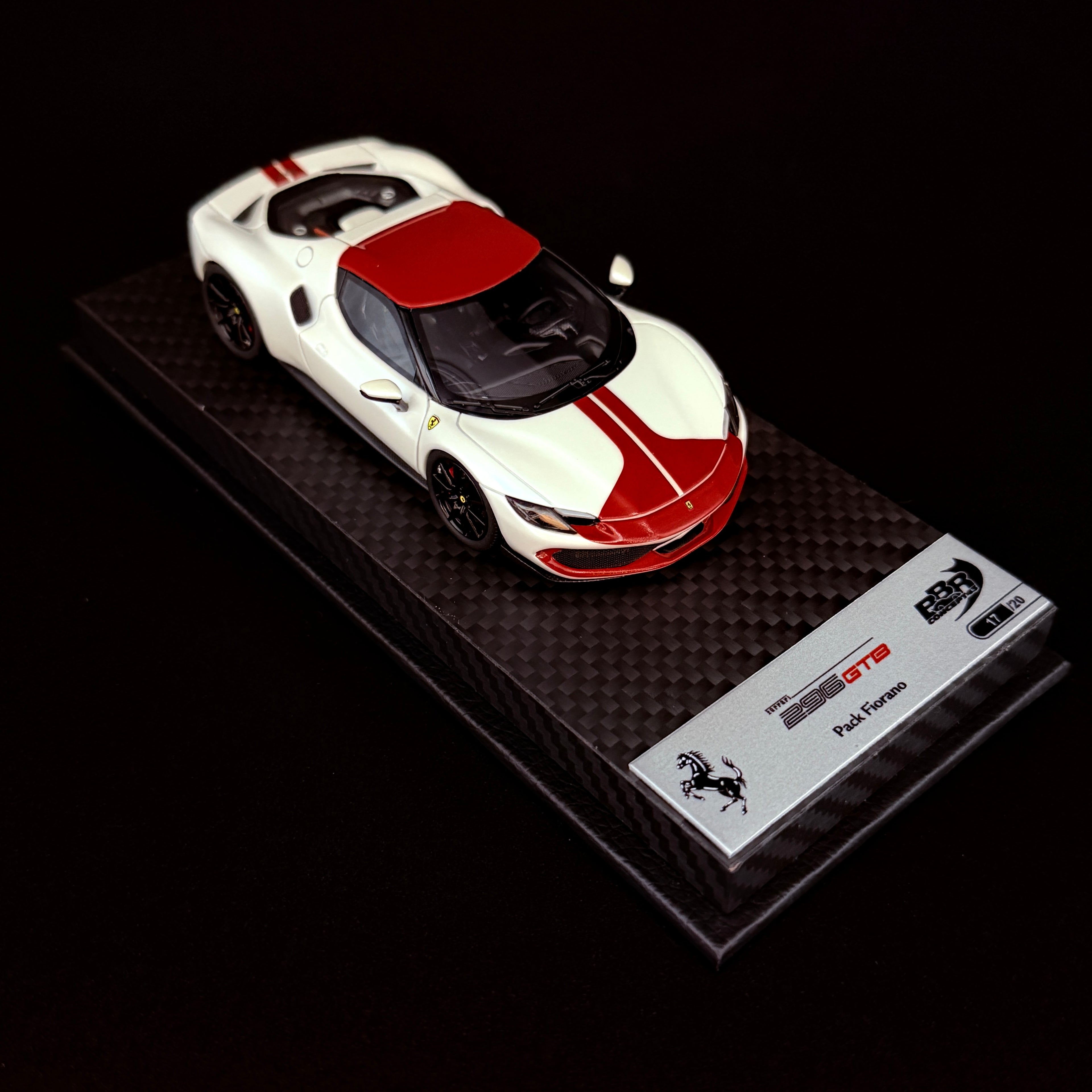 Auto BBR Models 1/43 Ferrari 296 Fiorano White Fuji Glanz Dunkelrot Dach Limitierte Auflage