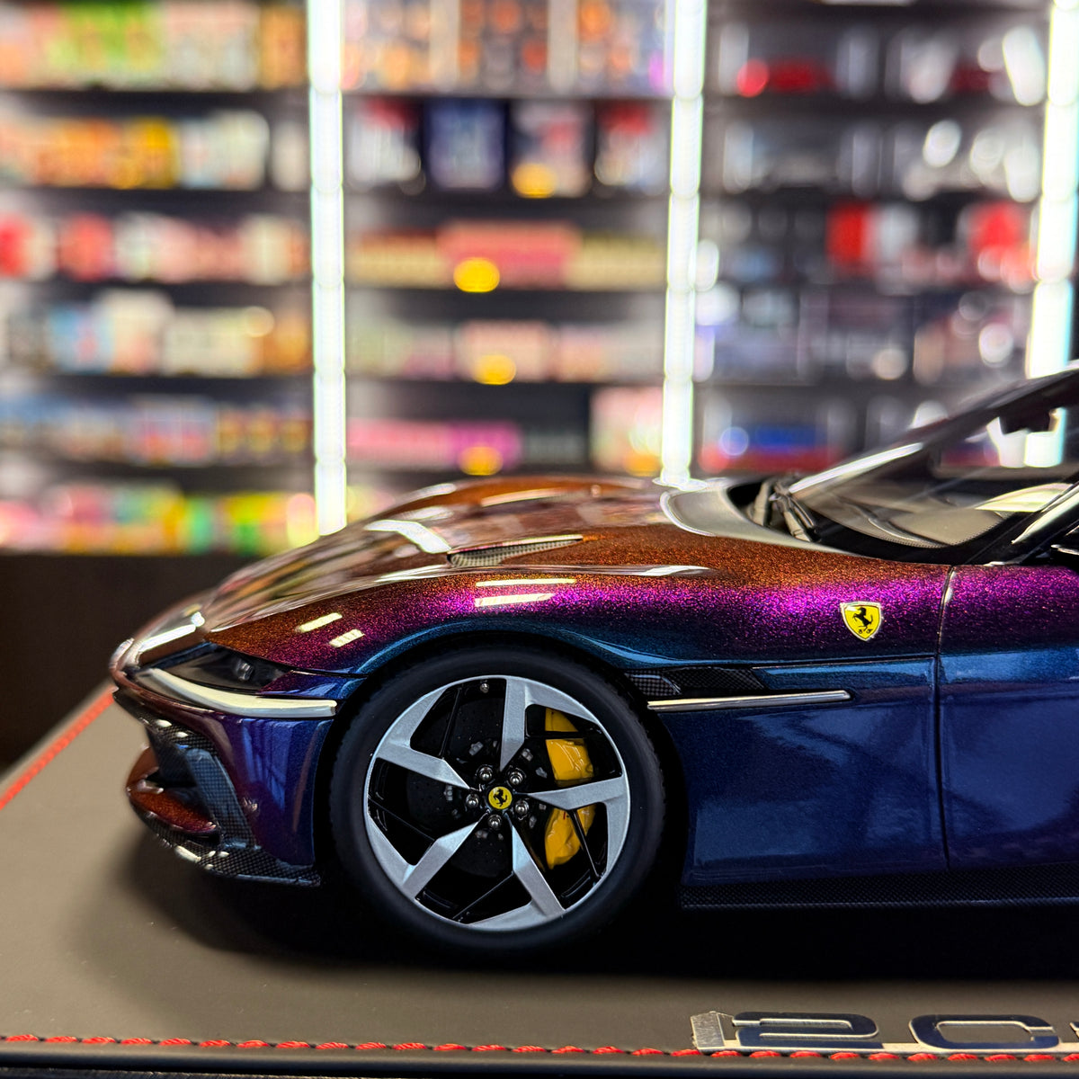 Ferrari 12Cilindri Panoramic Roof Chameleon 1:18 by BBR Models — Limited 48 pcs