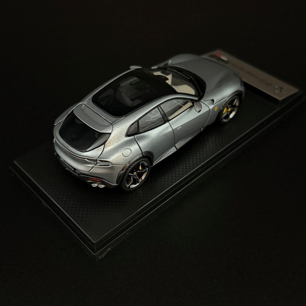 Ferrari Purosangue Panoramadach – Grigio Titanio Maßstab 1:43 von BBR Models