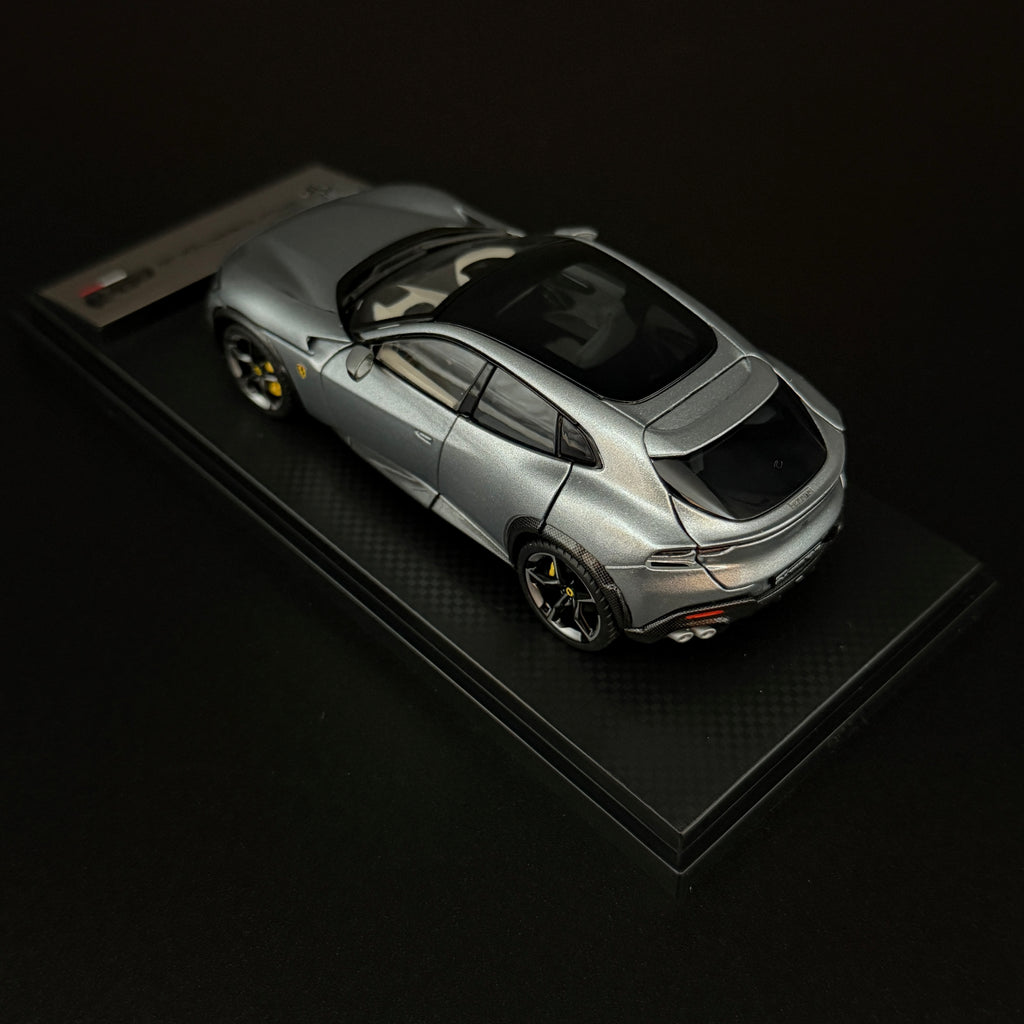 Ferrari Purosangue Panoramadach – Grigio Titanio Maßstab 1:43 von BBR Models