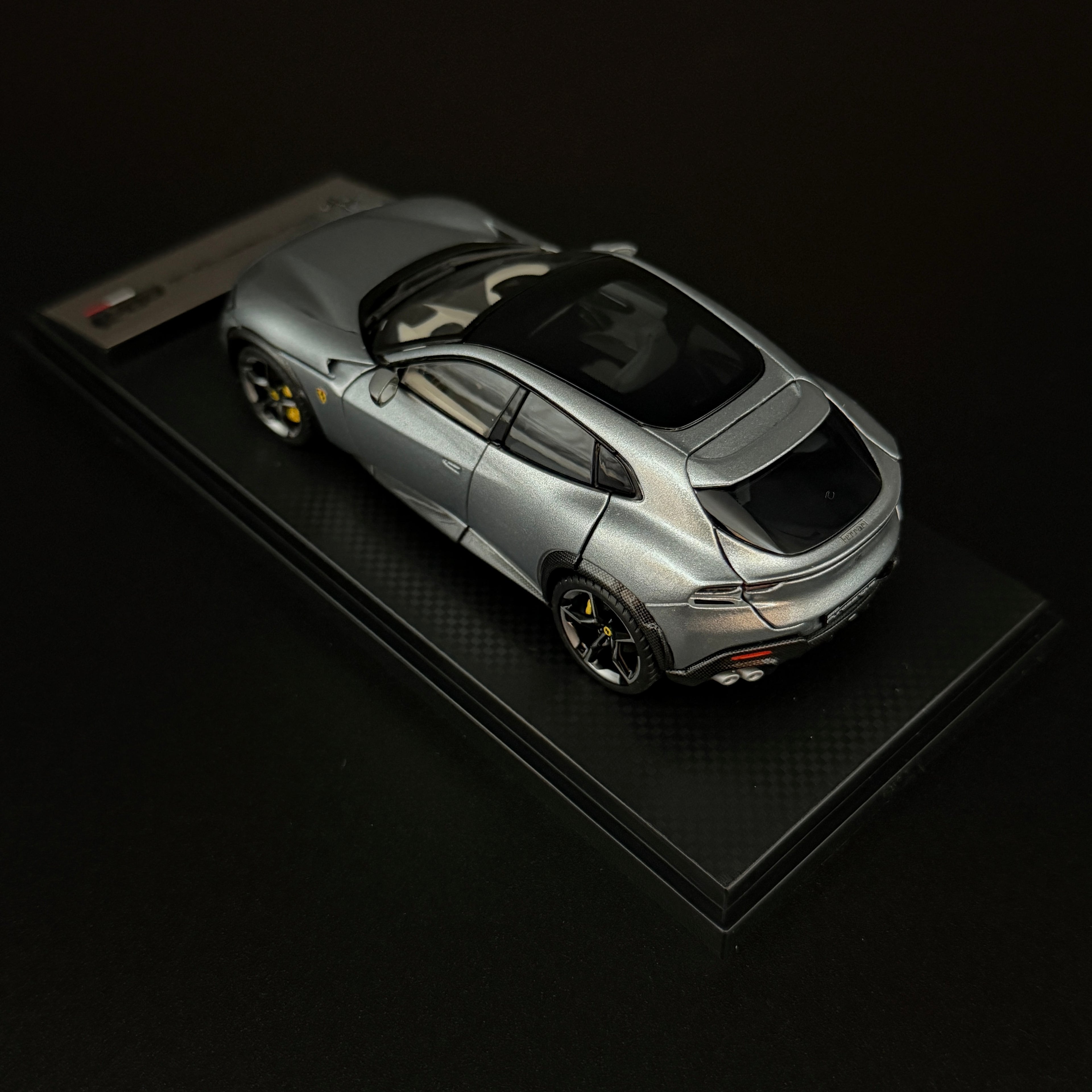 Ferrari Purosangue Panoramadach – Grigio Titanio Maßstab 1:43 von BBR Models