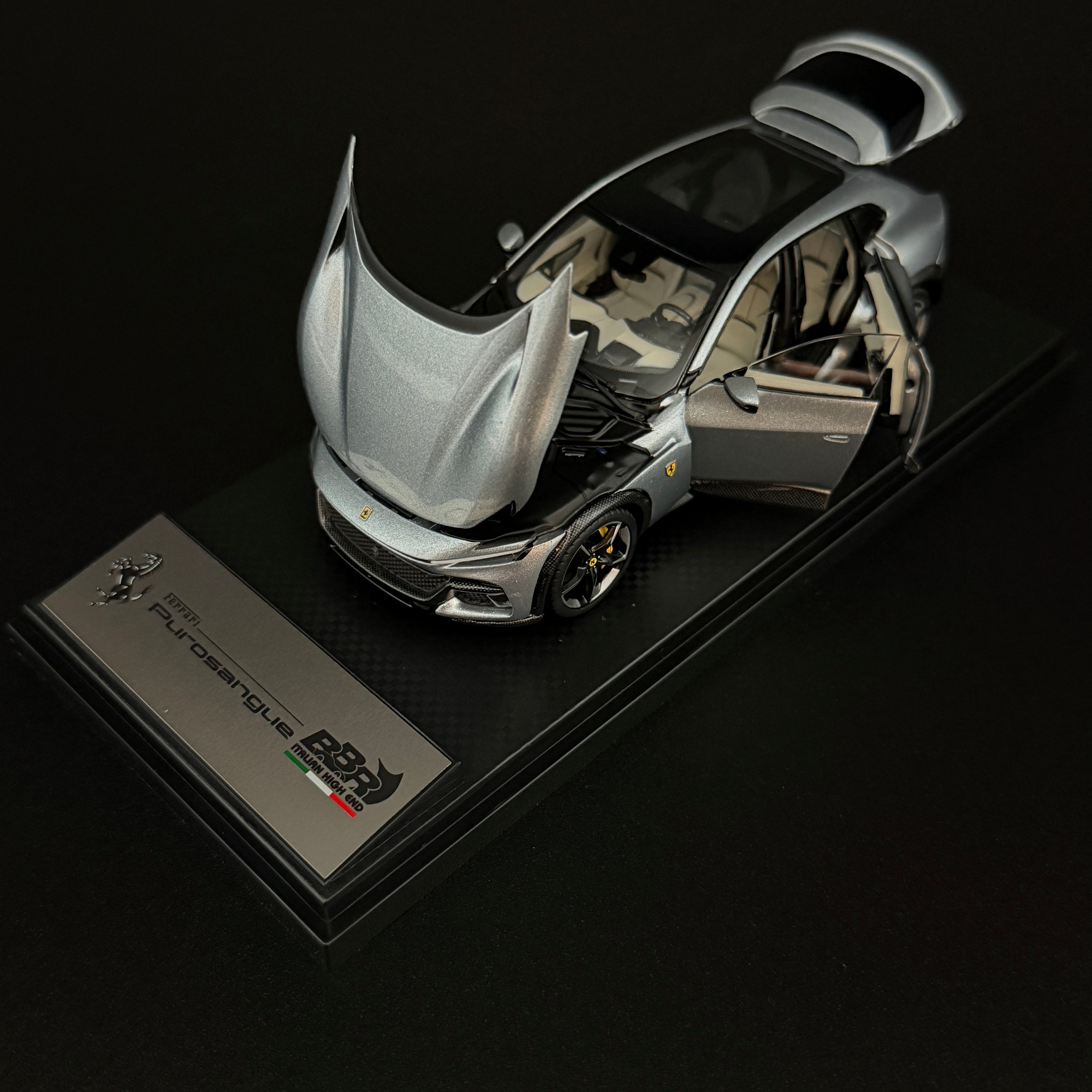 Ferrari Purosangue Panoramadach – Grigio Titanio Maßstab 1:43 von BBR Models