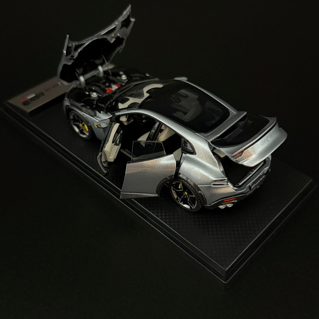Ferrari Purosangue Panoramadach – Grigio Titanio Maßstab 1:43 von BBR Models