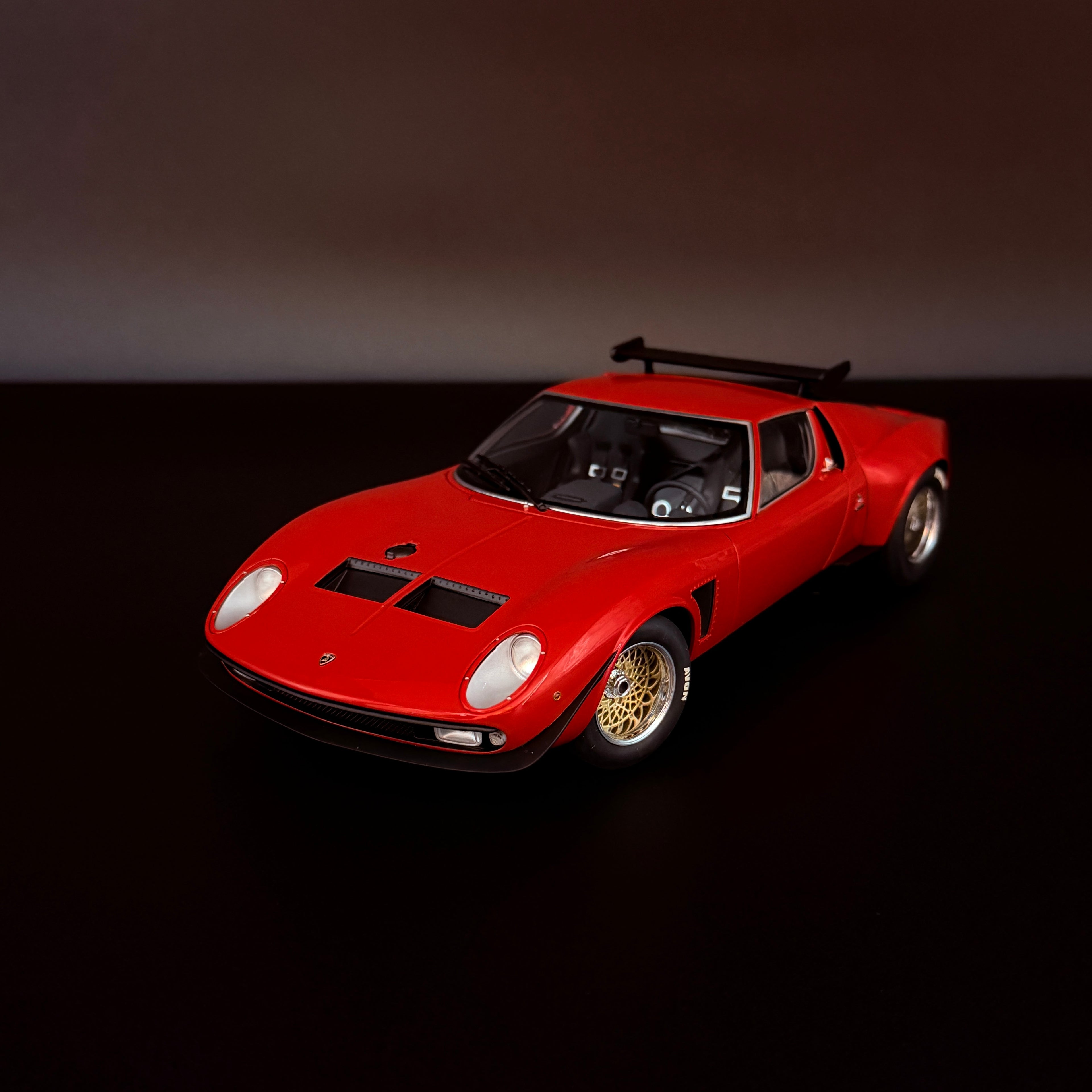 Lamborghini Miura SVR Jota 1968 – Rot Maßstab 1:18 von AUTOart
