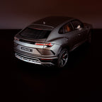 Lamborghini Urus – Grigio Titans / Mattgrau Maßstab 1:18 von AUTOart
