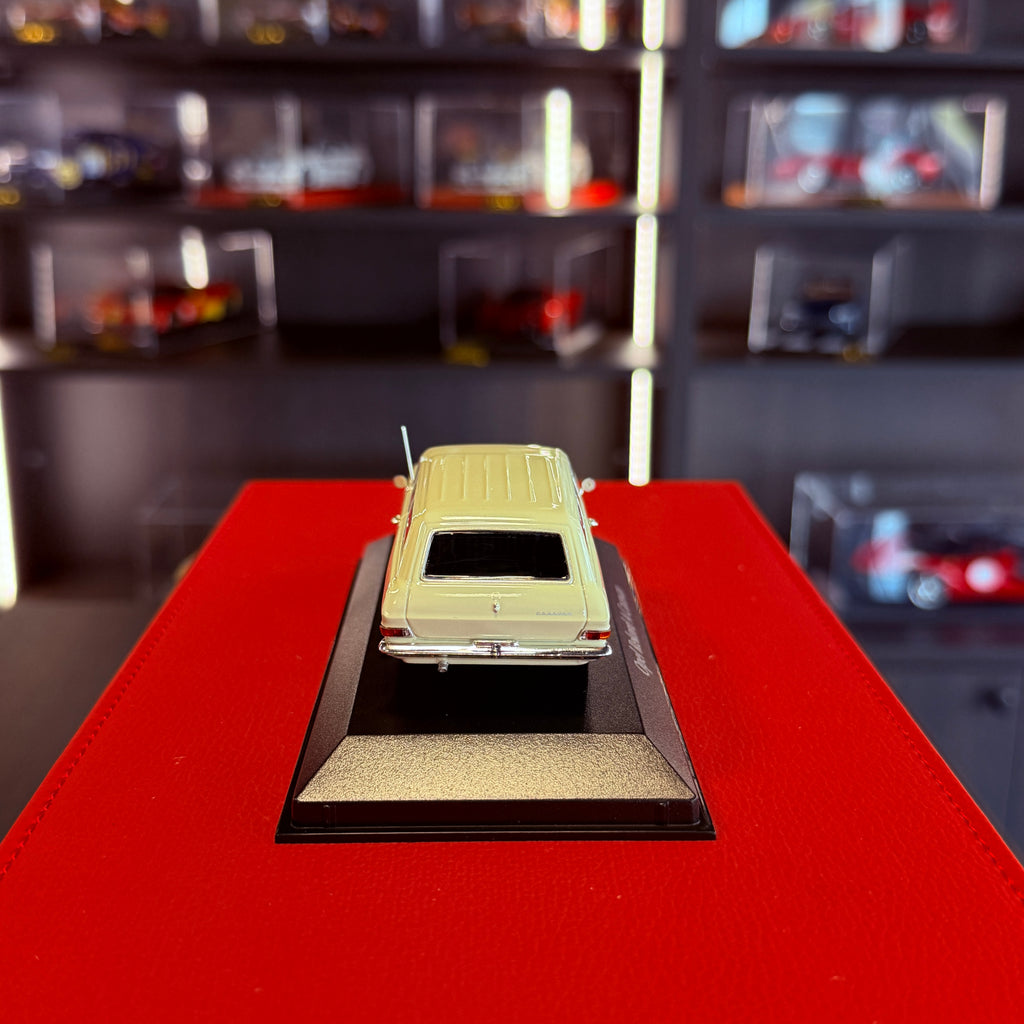 Opel Rekord A Caravan 1962 béžový 1:43 od Maxichamps