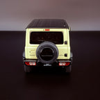 Suzuki Jimny Sierra JB74 – Chiffon Ivory Metallic / Black Roof im Maßstab 1:18 von AUTOart