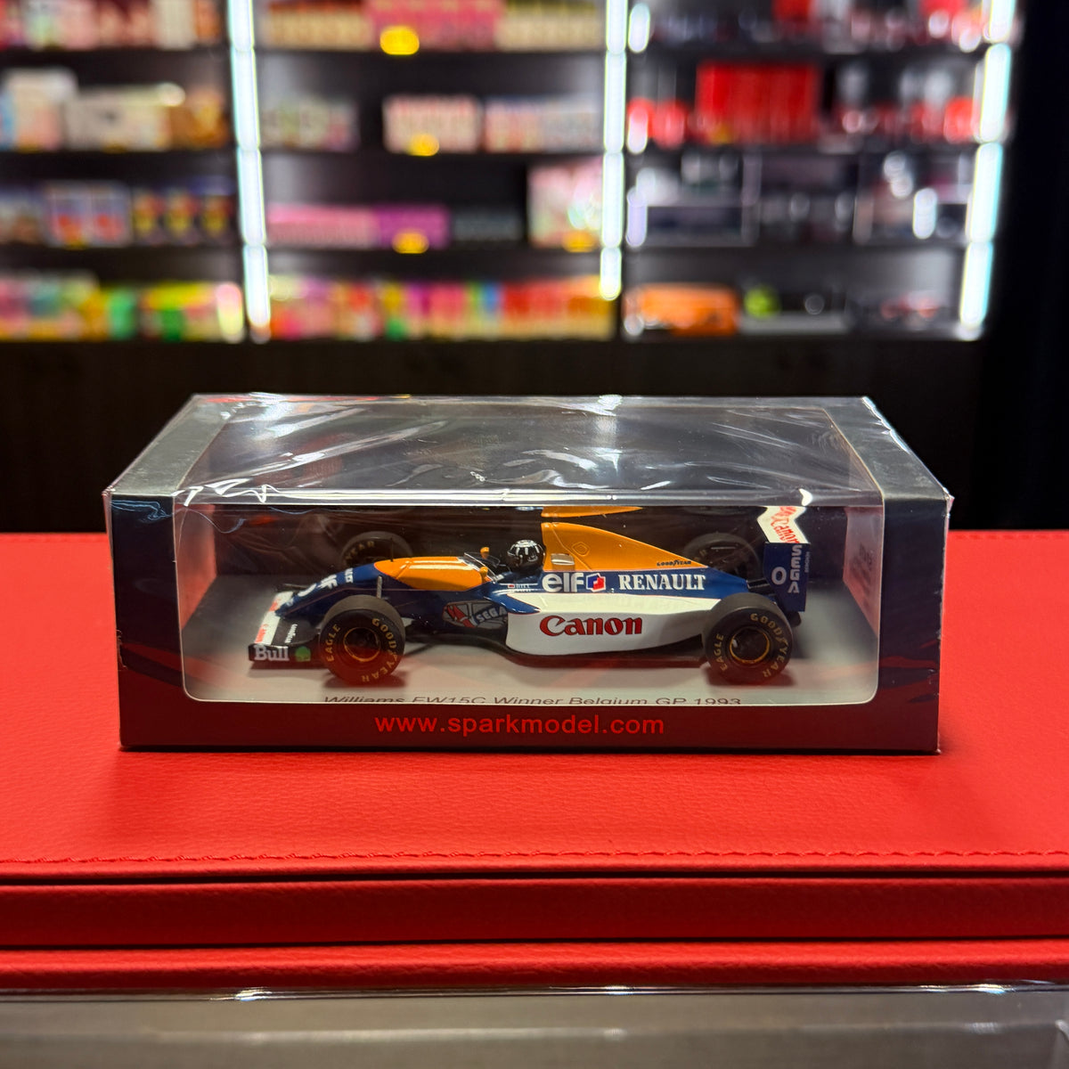 Vítěz Velké ceny Belgie 1993 Damon Hill Williams FW15C 1:43 od Spark