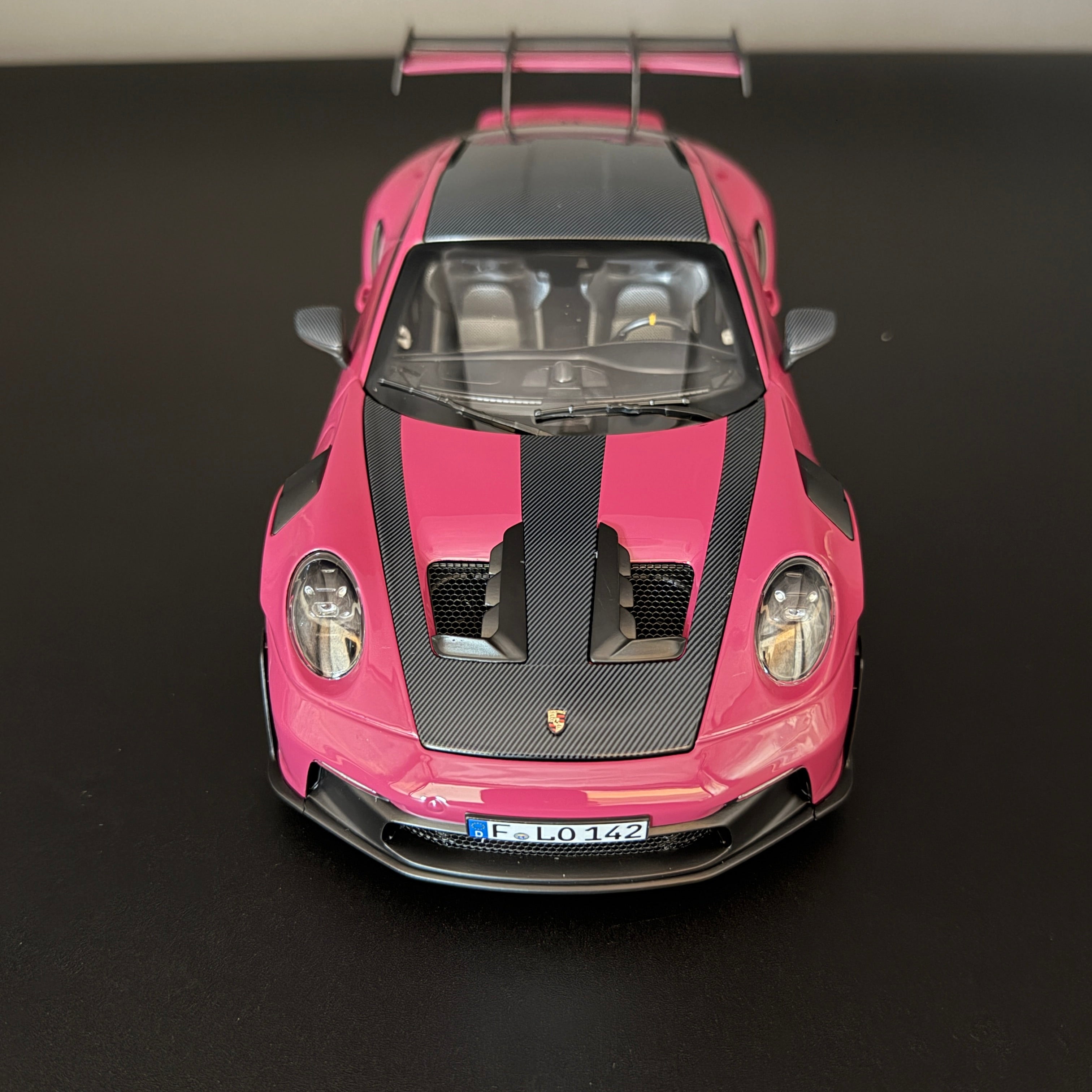 Porsche 911 (992) GT3 RS Weissach Paket 2022 Ruby Star Norev 1/18