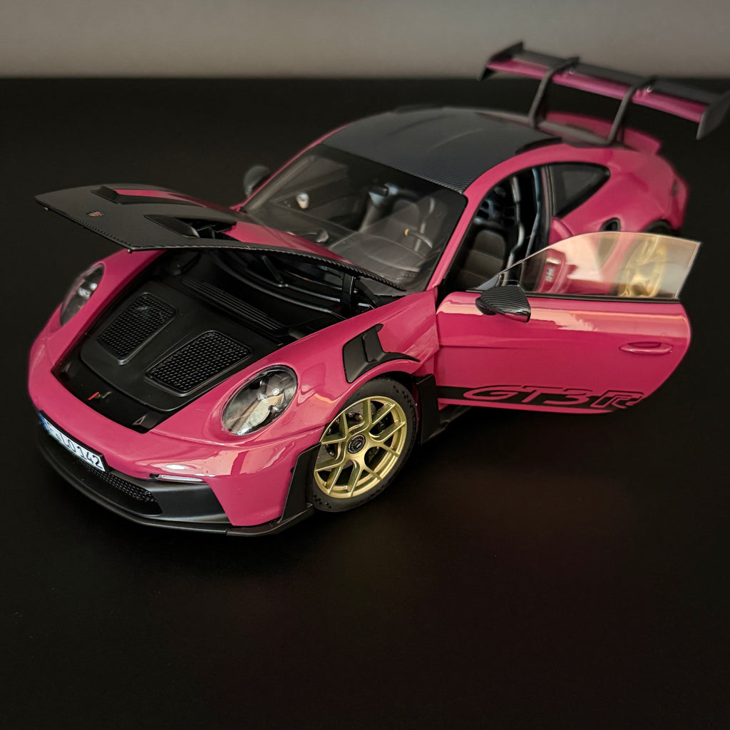 Porsche 911 (992) GT3 RS Weissach Paket 2022 Ruby Star Norev 1/18