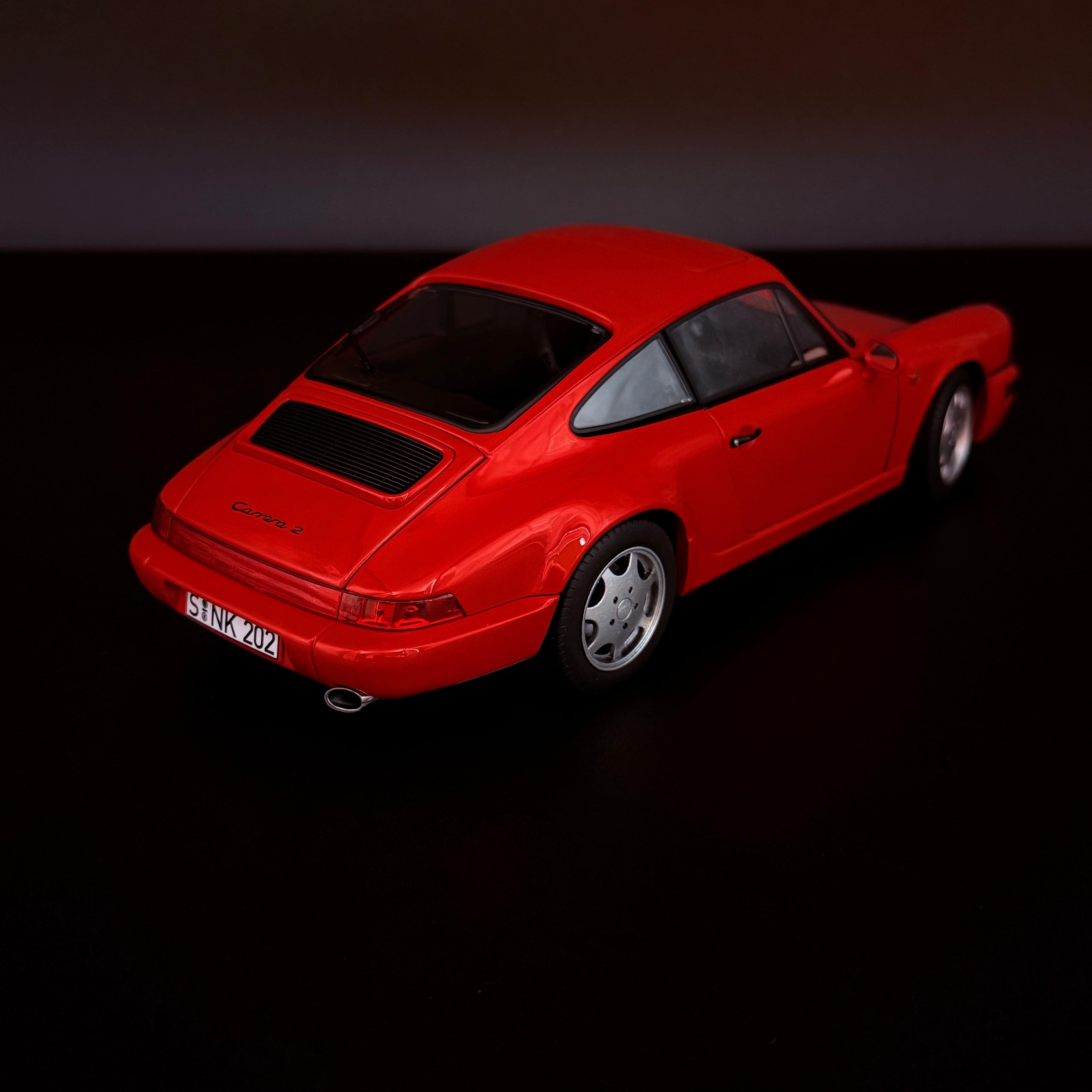 Porsche 911 (964) Carrera 2 Coupé (1990), Maßstab 1:18, Norev
