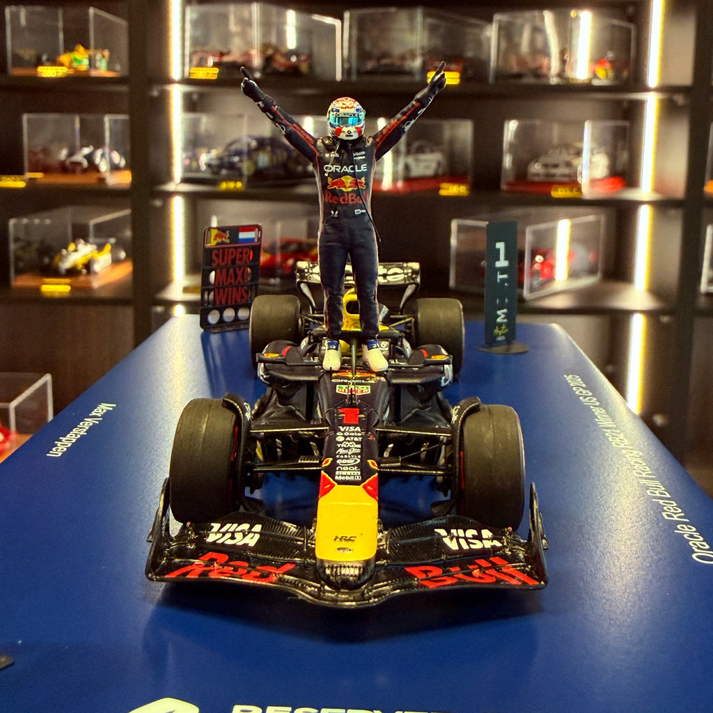 Oracle Red Bull Racing RB21 č. 1 Max Verstappen vítěz Velké ceny USA 2025 1:43 od společnosti Spark