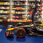 Oracle Red Bull Racing RB21 č. 1 Max Verstappen vítěz Velké ceny USA 2025 1:43 od společnosti Spark