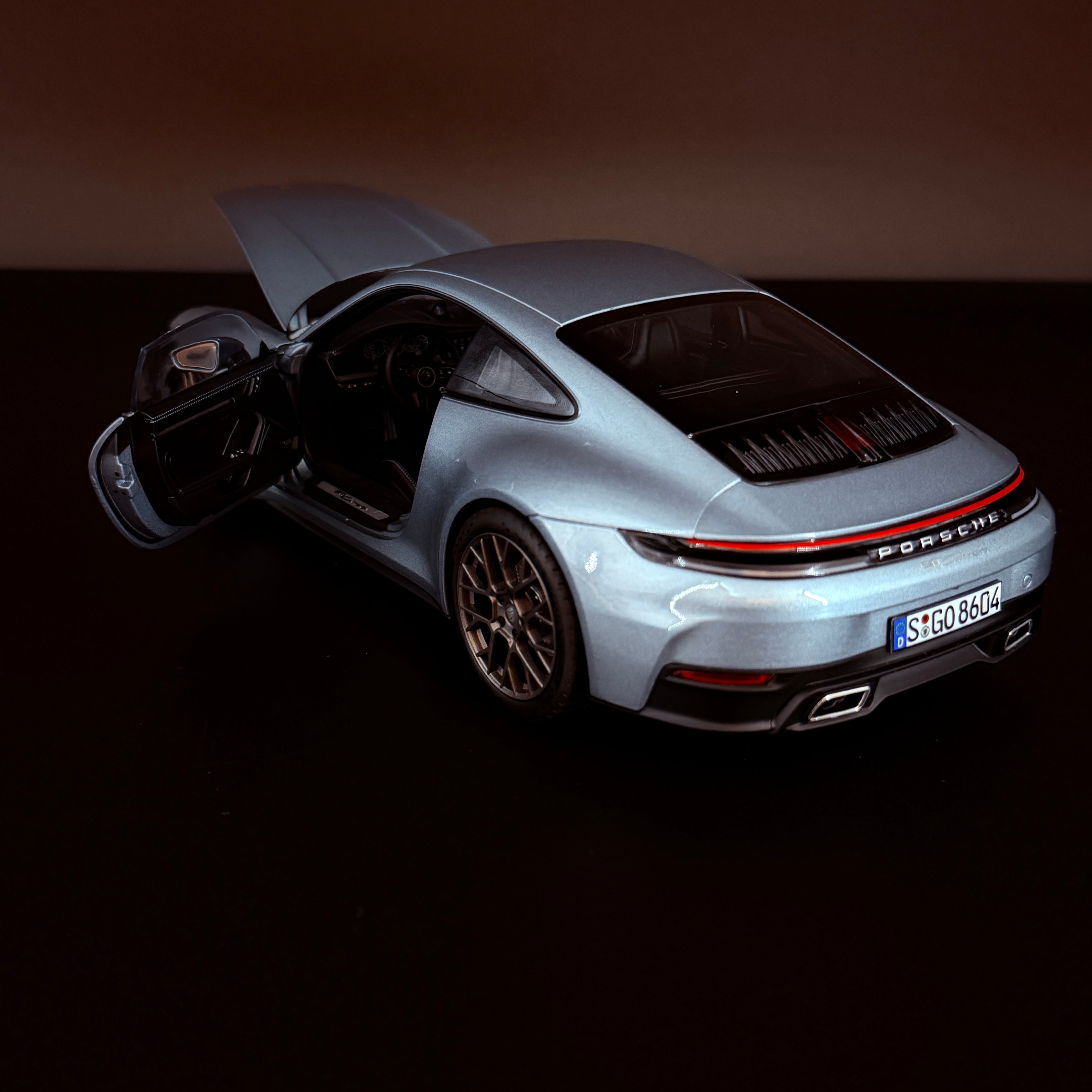 Porsche 911 Carrera 964 2025 Poler Silver Metallic